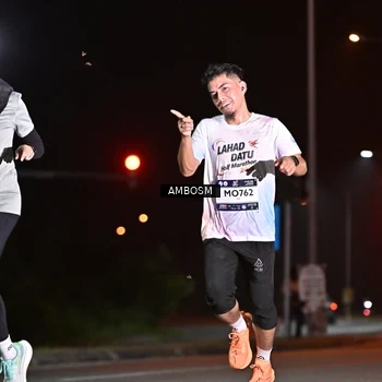 Runner Photo 7623946