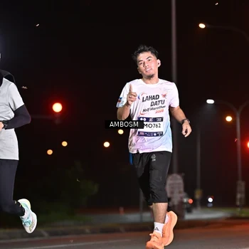 Runner Photo 7623948