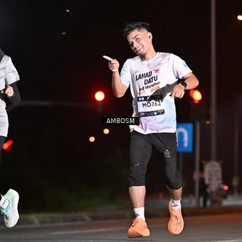 Runner Photo 7623950