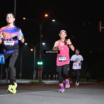 Runner Photo 7624001
