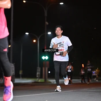 Runner Photo 7624005