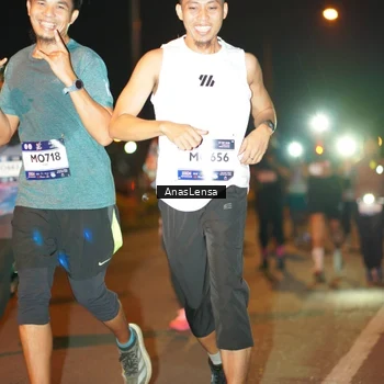 Runner Photo 7624051