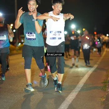 Runner Photo 7624056