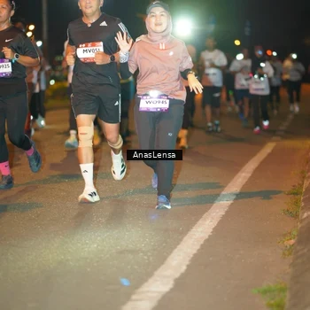 Runner Photo 7624061