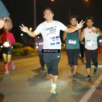 Runner Photo 7624065