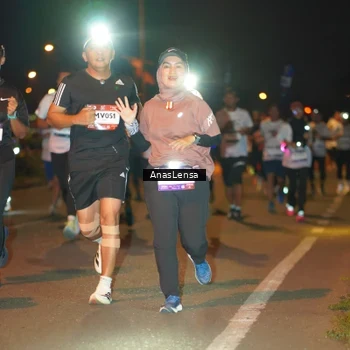 Runner Photo 7624068