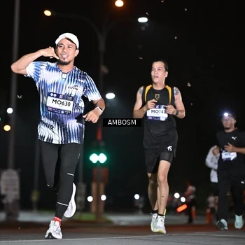 Runner Photo 7624072