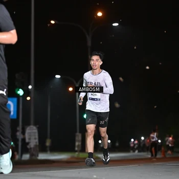 Runner Photo 7624082