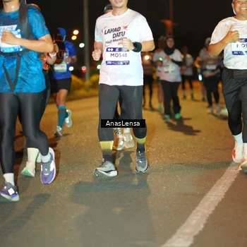 Runner Photo 7624135