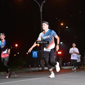 Runner Photo 7624137