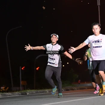 Runner Photo 7624151
