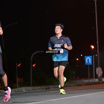 Runner Photo 7624153