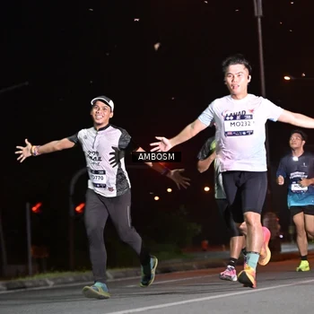 Runner Photo 7624161