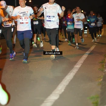 Runner Photo 7624178