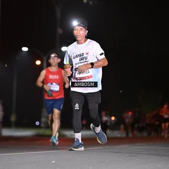 Runner Photo 7624181