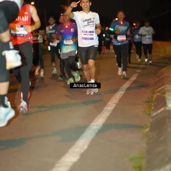 Runner Photo 7624191