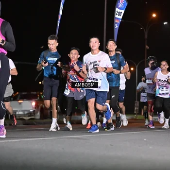 Runner Photo 7624195