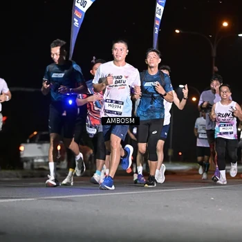 Runner Photo 7624201