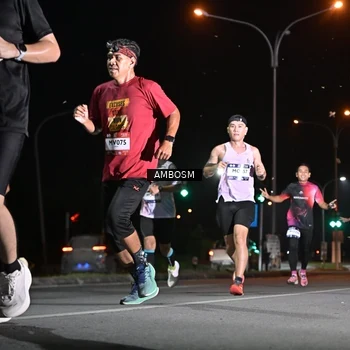Runner Photo 7624214