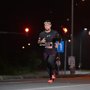 Runner Photo 7624277