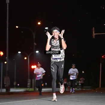 Runner Photo 7624282