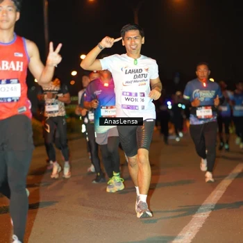 Runner Photo 7624283