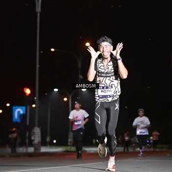 Runner Photo 7624288
