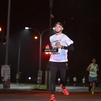 Runner Photo 7624301