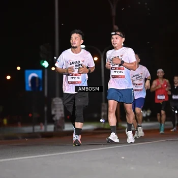 Runner Photo 7624318
