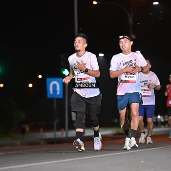 Runner Photo 7624320