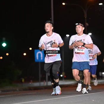 Runner Photo 7624321