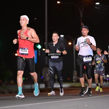 Runner Photo 7624331