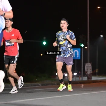 Runner Photo 7624337