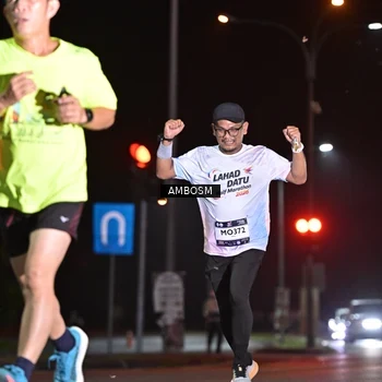 Runner Photo 7624349