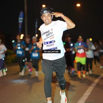 Runner Photo 7624368