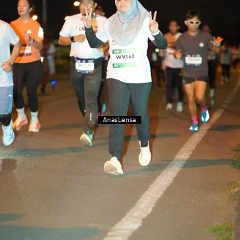 Runner Photo 7624395
