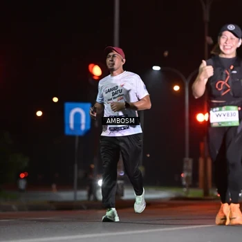 Runner Photo 7624412