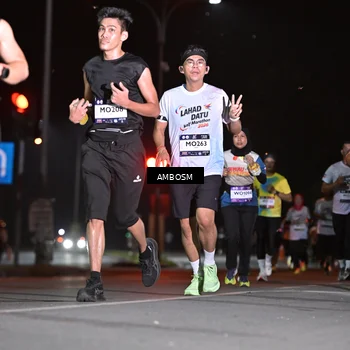 Runner Photo 7624428