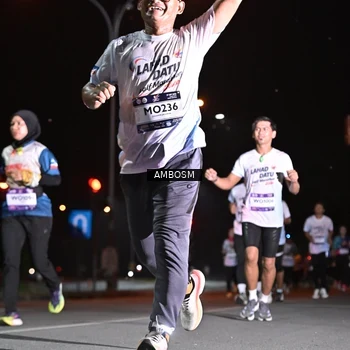 Runner Photo 7624432