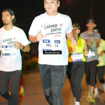 Runner Photo 7624466