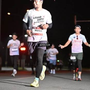 Runner Photo 7624471