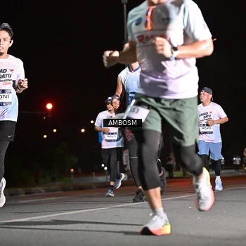 Runner Photo 7624475