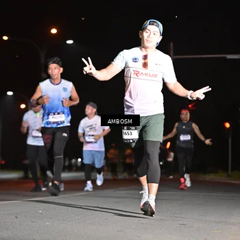 Runner Photo 7624477