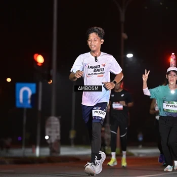Runner Photo 7624524