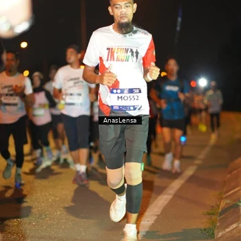 Runner Photo 7624562