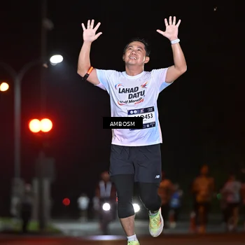 Runner Photo 7624570