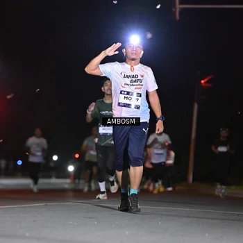 Runner Photo 7624594