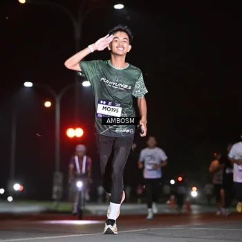 Runner Photo 7624598