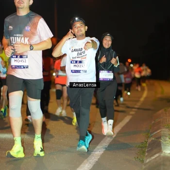 Runner Photo 7624628