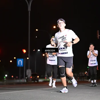 Runner Photo 7624634